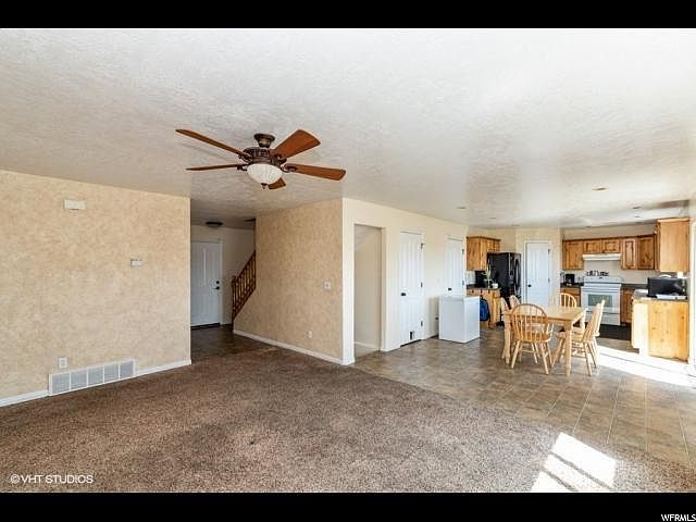 1st image of 1012 N Mustang Ln