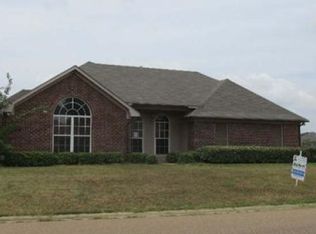 401 Planters Cv, Pearl, MS 39208