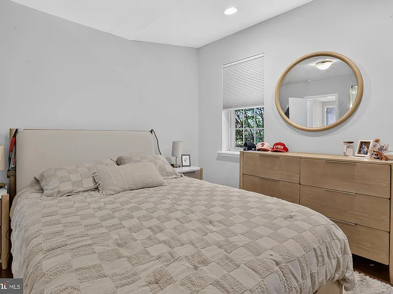 1202 Gerritt St — Photo 20