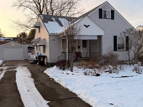 834 Spencer Ave, Sharon, PA 16146