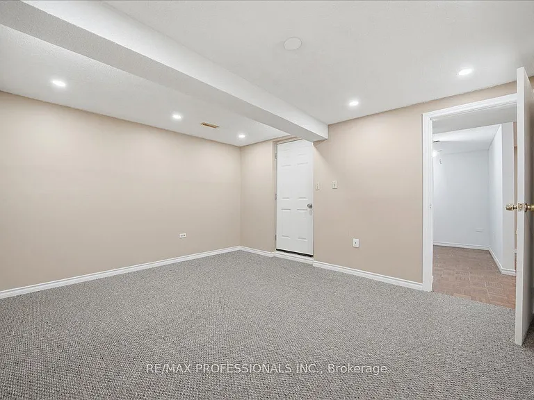 1708 Woodeden Dr — Photo 19