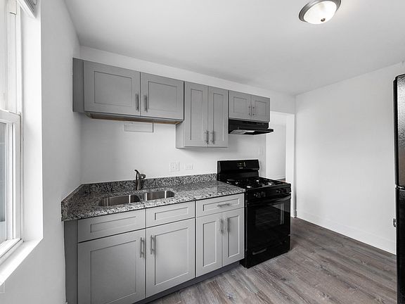 2025 East 72nd Street Kitchen