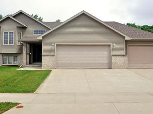 5121 Florence Dr NW, Rochester, MN 55901