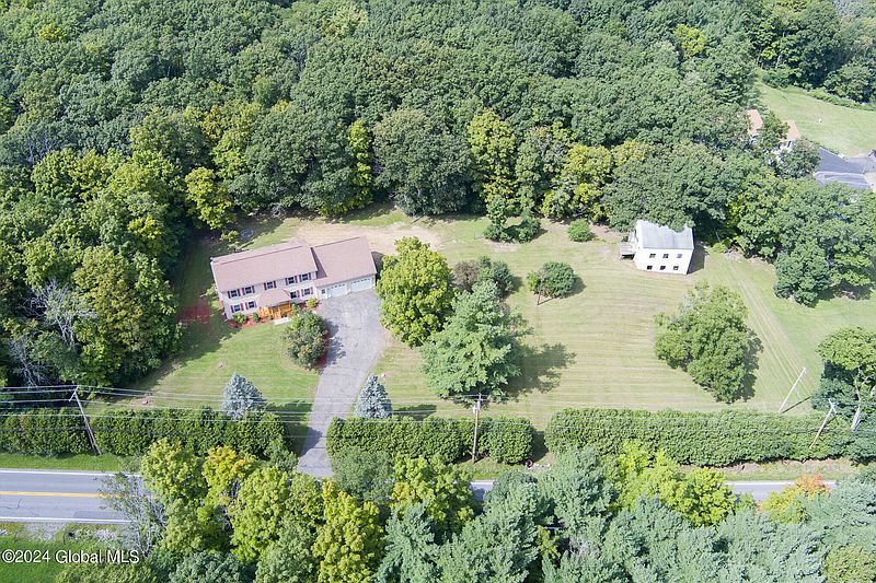 2nd image of 235 Bolt Road