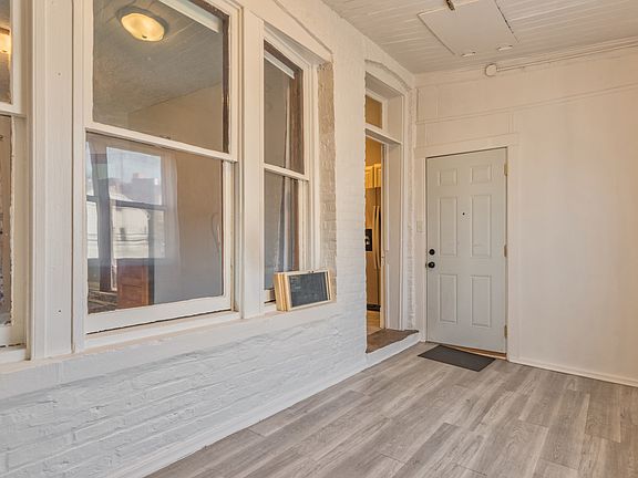 5th image of 3129 N Christiana Ave