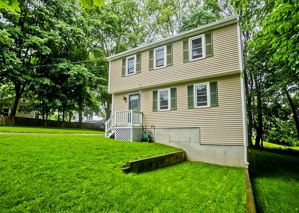 1st image of 22 Porter St