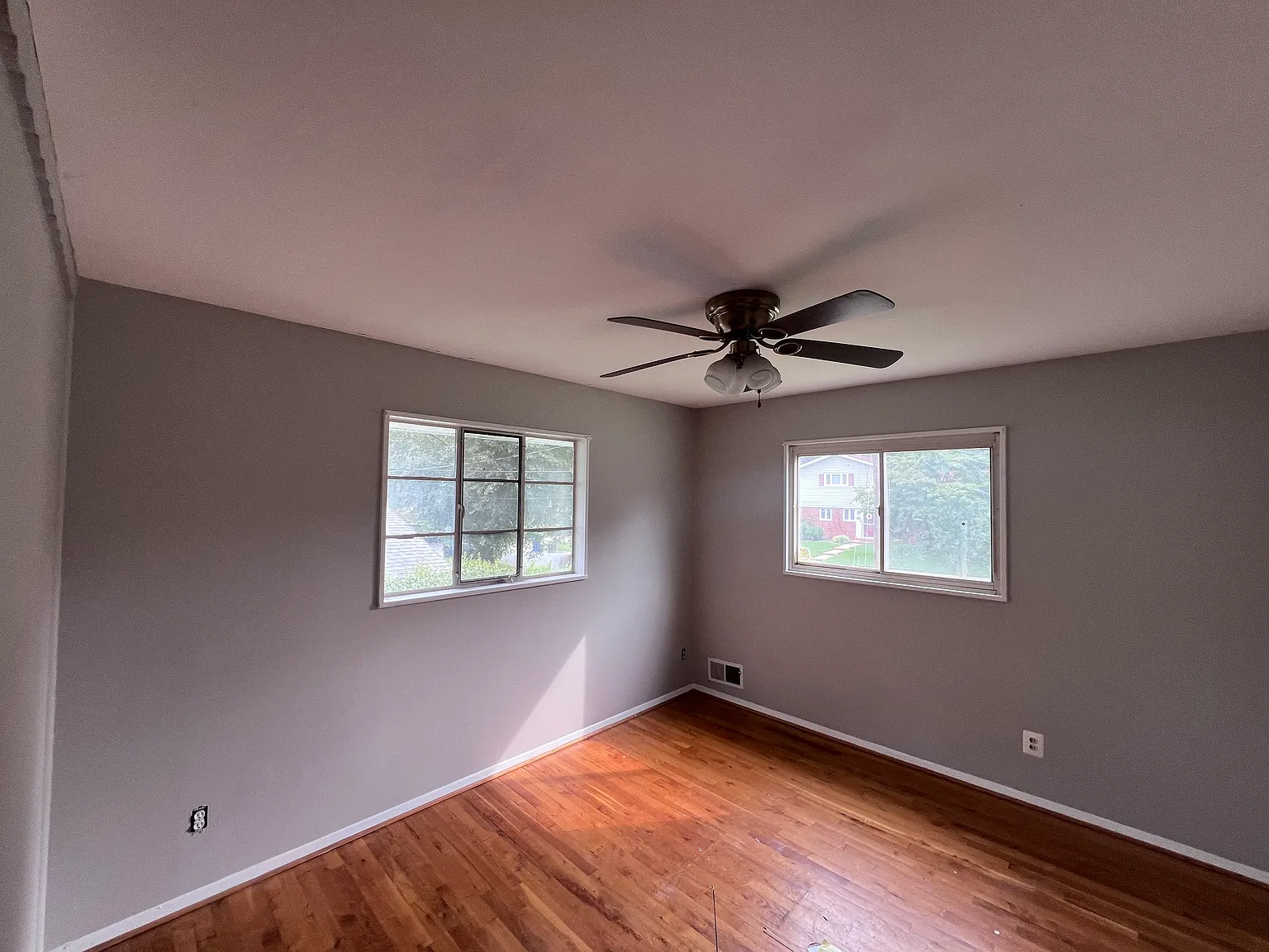 4 bed, 1919 sqft, $3,900 — Photo 4