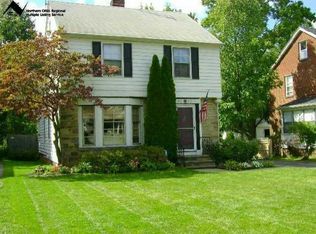 2040 E 224th St, Euclid, OH 44117