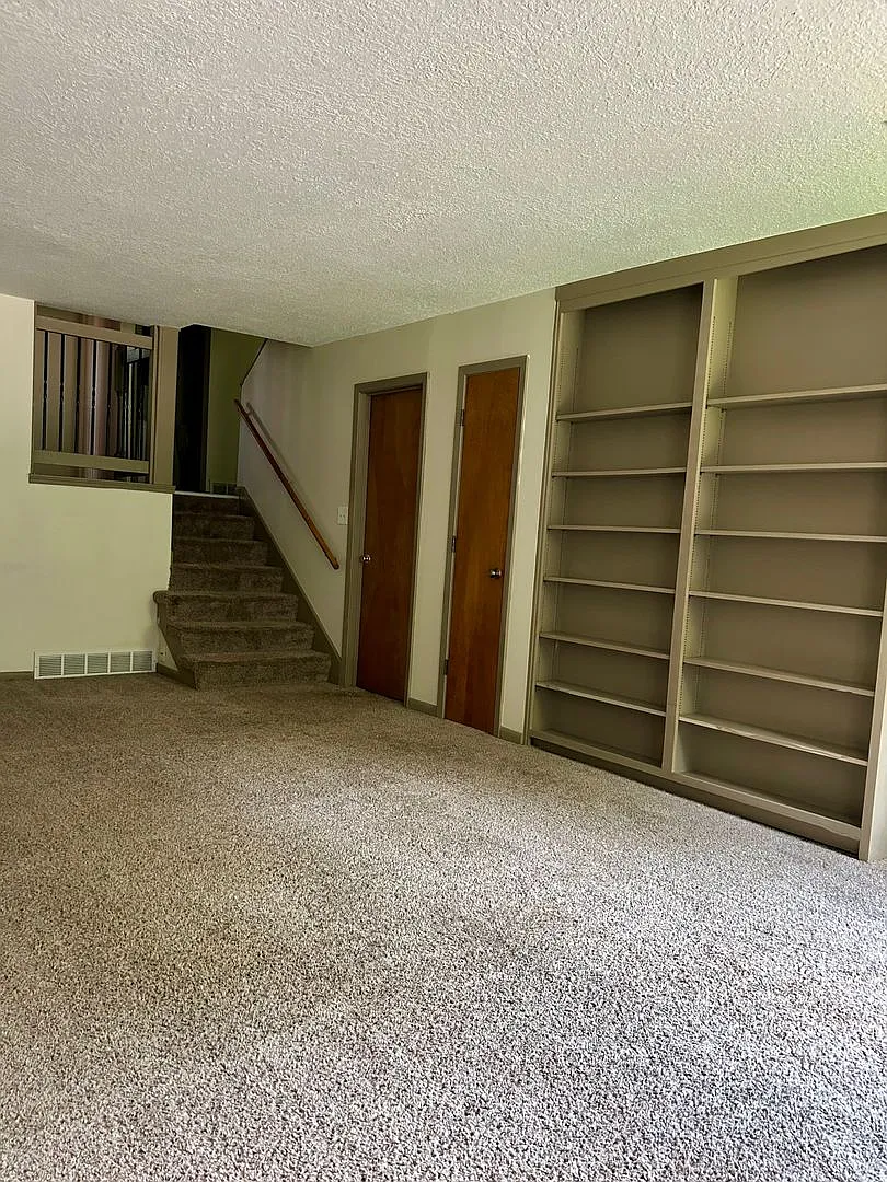 2 bed, 1.5 bath, 1180 sqft, $1,135 — Photo 3