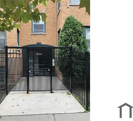 2 bed, 1000 sqft, $1,750 — Photo 2