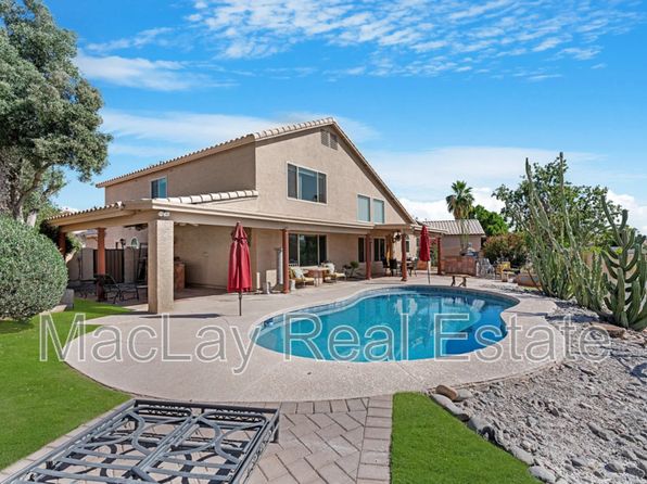 395 W Sagebrush St