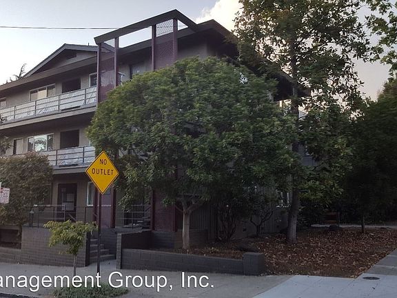 5th image of 2819 Derby St #5947076