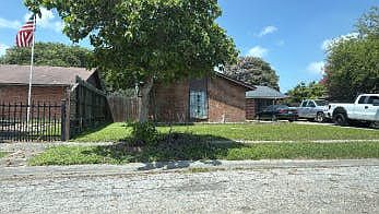 5th image of 5830 Llano Dr