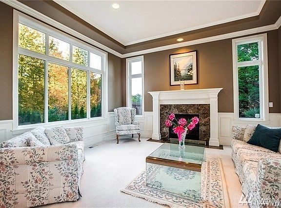 4th image of 23975 SE 8th Pl