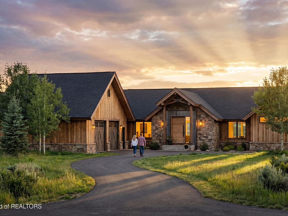 1st image of 4 Powder Day Ln