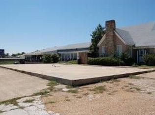 1211 S Gloster St, Tupelo, MS 38801