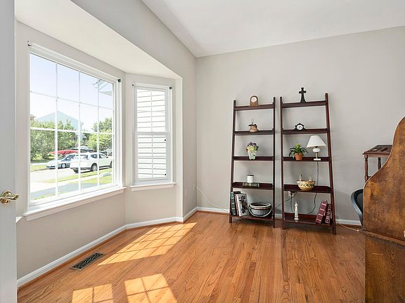 5th image of 20909 Rubles Mill Ct