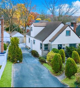 401 Hempstead Gardens Drive, West Hempstead, NY, 11552