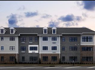 116 Waverly Ave #11, Patchogue, NY 11772