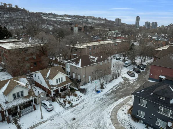 90 Tisdale St S, Hamilton, ON L8N 2W2