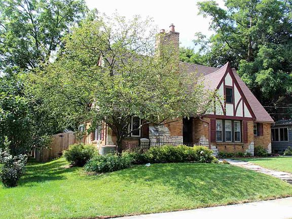 2nd image of 36 S Garfield Ave