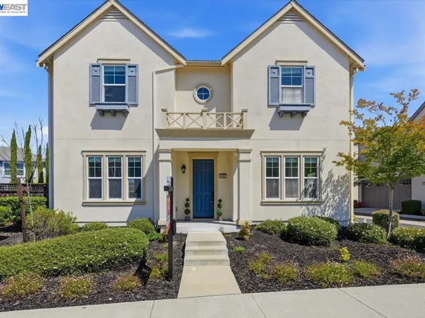 4360 Panorama Dr, Dublin, CA 94568
