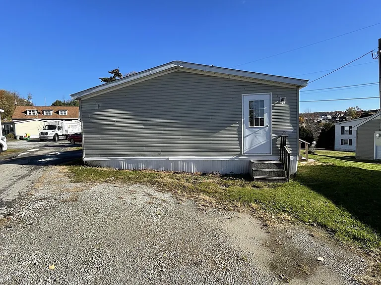 702 Solar Ln — Photo 1