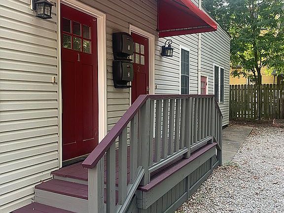 2nd image of 1011 Pelton Ct #2