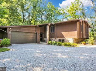 1224 Fritztown Rd, Reinholds, PA 17569