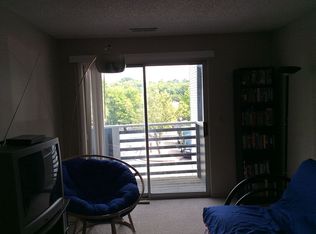 927 Emery Rd APT C202, Lawrence, KS 66044