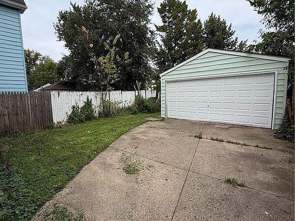 2nd image of 75 Chadduck Ave