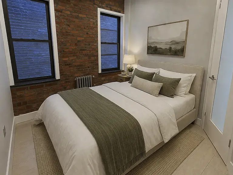 438 W 52nd St #1-A — Photo 4