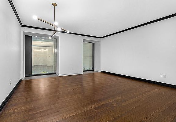 3rd image of 53 W 53rd St #18C
