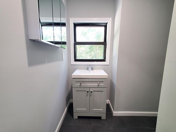 5th image of 10 N 18th St #3A