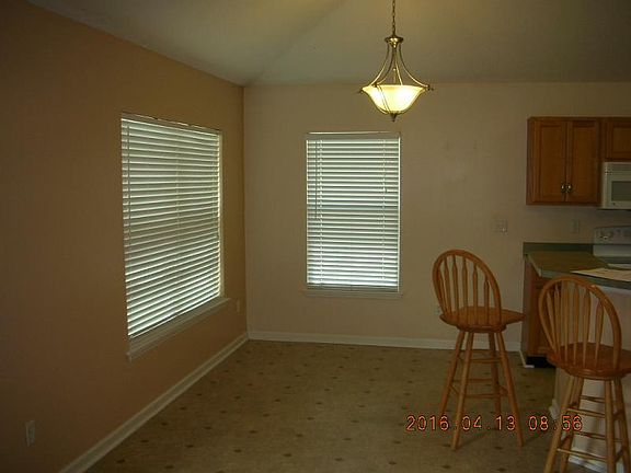 4th image of 942 Rock Bay Dr