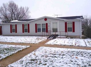 165 E Vine St, Letts, IA 52754