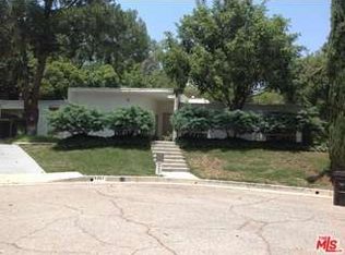 4207 Michelangelo Ave, Woodland Hills, CA 91364