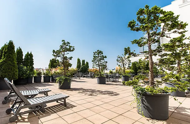 Rented by Corcoran | media 25