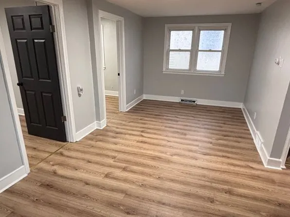 8 Wagner Ave APT 2, Buffalo, NY 14206