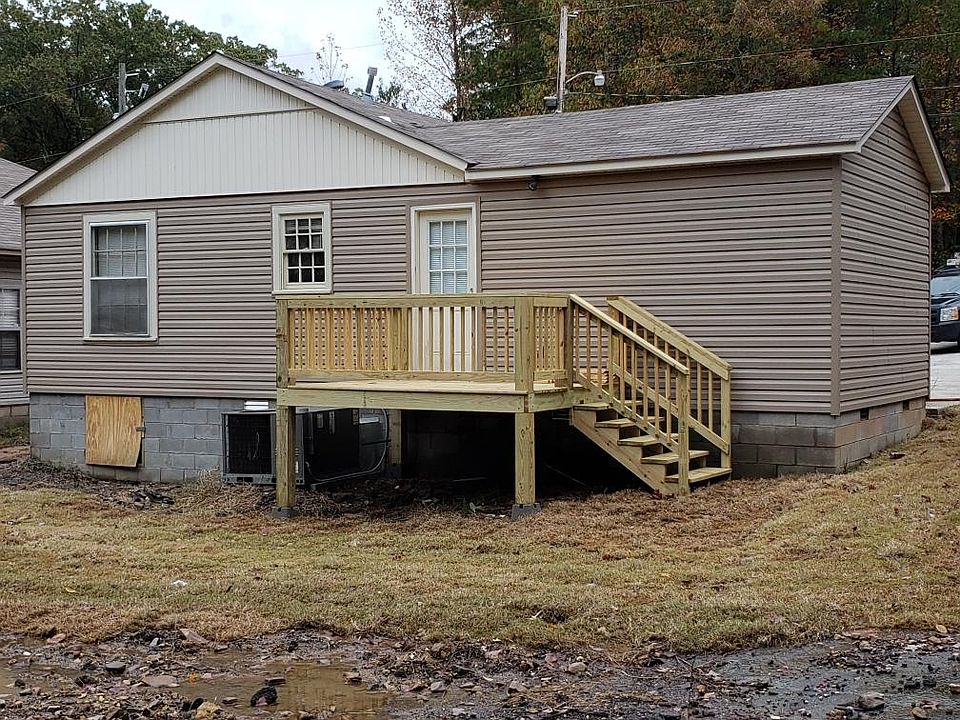 2nd image of 1608 Nichols Rd
