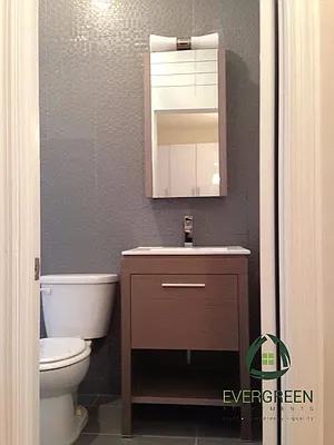 Rented by Evergreen Apartments BK | media 23