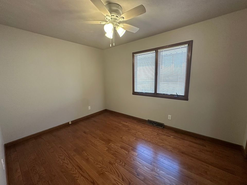 1st image of 5637 Elaine Dr