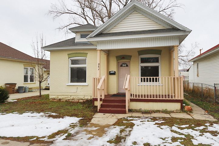 1st image of 862 W Genesee Ave