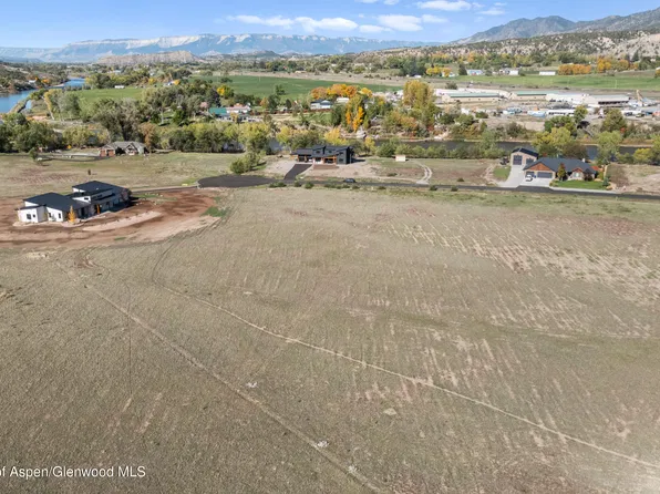 32 Rapids View Ln, New Castle, CO 81647