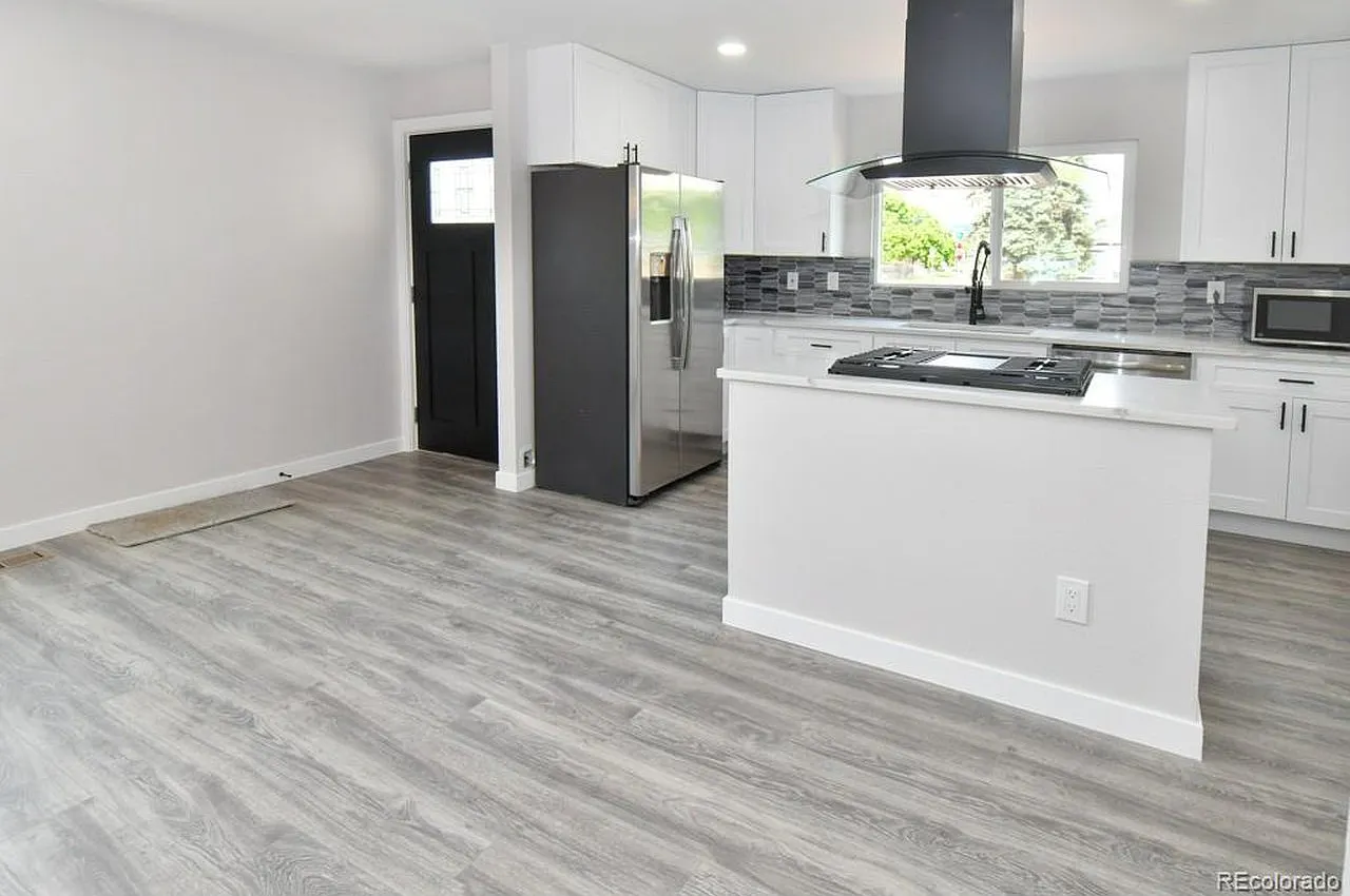 1000 Hooker St — Photo 2
