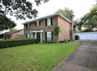 11403 Dorrance Ln, Meadows Place, TX 77477