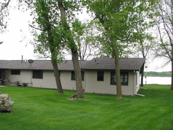 1st image of 50652 Lakeside Cir