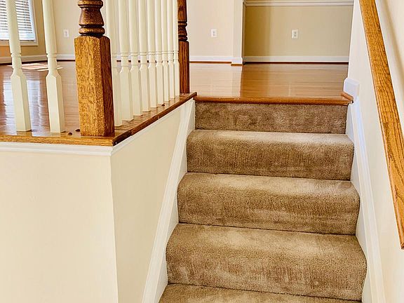 4th image of 16440 Steerage Cir