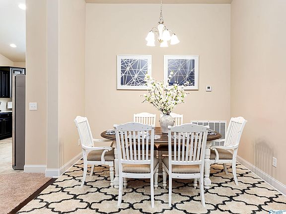 2nd image of 6224 Eagle Point Cir SE