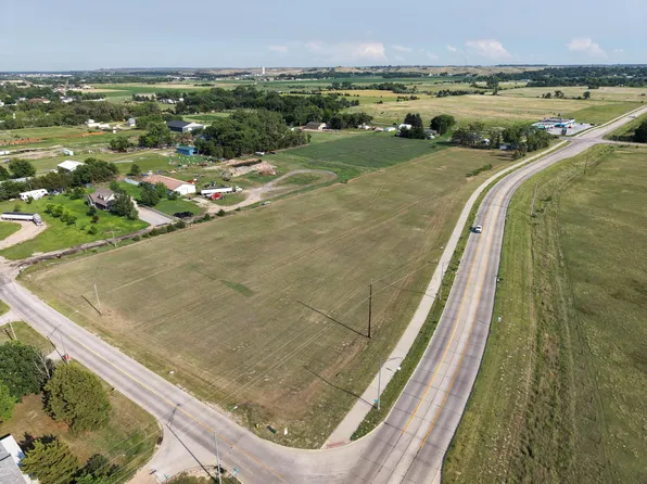 2311 W Walker Rd, North Platte, NE 69101